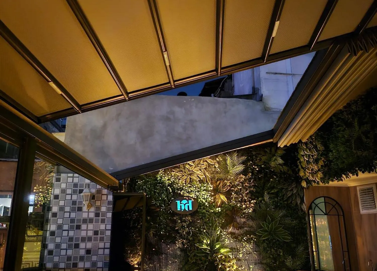 **  Hotel Devman İstanbul Türkiye